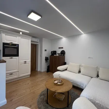 Apartma Kolodvor 1870 - Old Town *