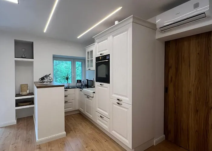 Kolodvor 1870 - Old Town *